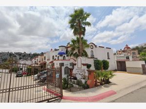 Casa en Venta en Jardines de Agua Caliente Tijuana