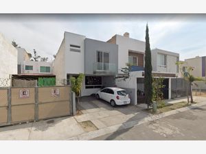 Casa en Venta en Bosques del Centinela Zapopan