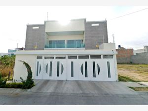 Casa en Venta en Insurgentes La Presa Guadalajara