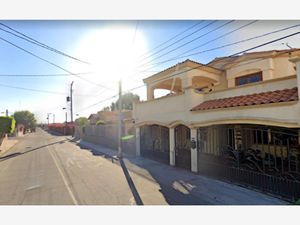 Casa en Venta en Jardines del Lago Mexicali