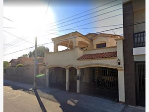 Casa en Venta en Jardines del Lago Mexicali