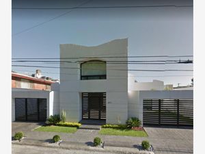 Casa en Venta en San Pedro (P-72, 76, 736) Monterrey