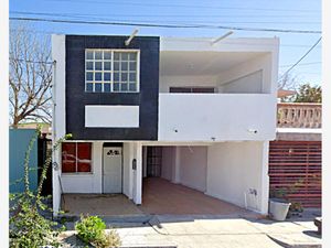 Casa en Venta en Heroes de Mexico San Nicolás de los Garza