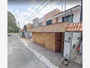 Casa en Venta en La Aurora Zapopan