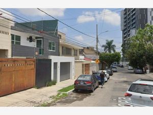 Casa en Venta en Los Colomos Guadalajara