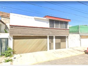 Casa en Venta en Jardines de San Manuel Puebla