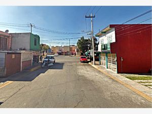 Casa en Venta en Hacienda del Jardín Tultepec