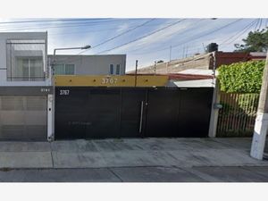 Casa en Venta en La Calma Zapopan