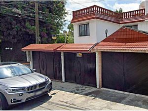 Casa en Venta en Anexo Jardines de San Mateo Naucalpan de Juárez