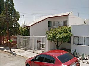 Casa en Venta en Ampliación Parques de San Felipe Chihuahua