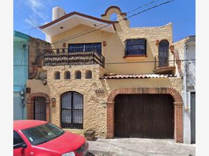 Casa en Venta en Guadalupana Norte Guadalajara