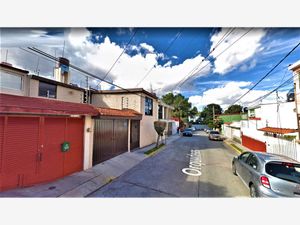 Casa en Venta en Jardines de San Mateo Naucalpan de Juárez