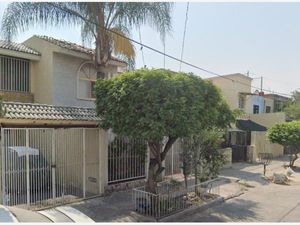 Casa en Venta en El Dean Guadalajara