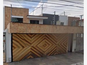 Casa en Venta en La Aurora Zapopan