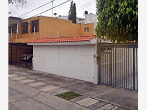 Casa en Venta en La Estancia Zapopan