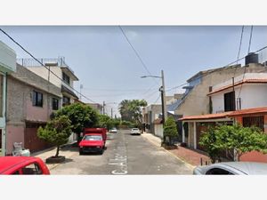 Casa en Venta en Constitucion de 1917 Iztapalapa