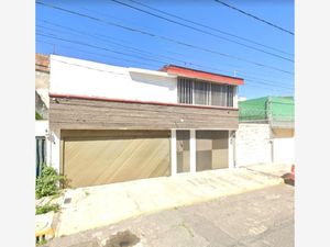 Casa en Venta en Jardines de San Manuel Puebla