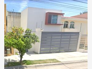 Casa en Venta en Jardines Vallarta Zapopan