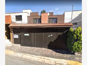 Casa en Venta en Lomas Verdes 3a Sección Naucalpan de Juárez