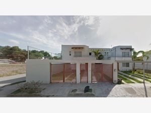 Casa en Venta en Delfines Puerto Vallarta