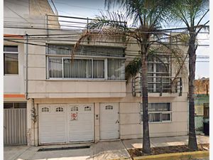 Casa en Venta en Benito Juárez (La Aurora) Nezahualcóyotl