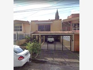 Casa en Venta en Bosques de La Victoria Guadalajara