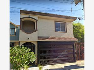 Casa en Venta en Jardines de Casa Blanca San Nicolás de los Garza