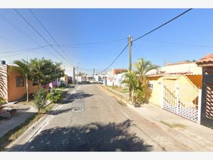 Casa en Venta en Hacienda Santa Fe Tlajomulco de Zúñiga