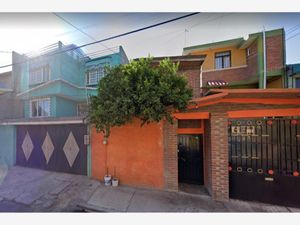 Casa en Venta en Cerro de la Estrella Iztapalapa