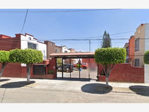 Casa en Venta en El Colli Urbano 1a. Sección Zapopan