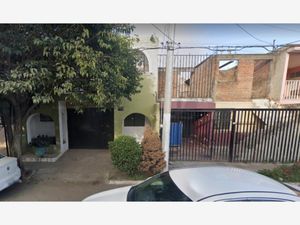 Casa en Venta en Los Girasoles Zapopan