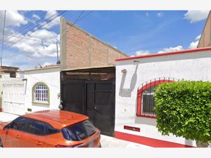 Casa en Venta en Granjas Banthi San Juan del Río