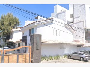 Casa en Venta en La Granja Zapopan