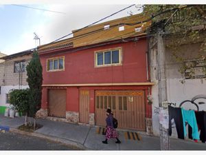 Casa en Venta en Las Aguilas Nezahualcóyotl