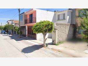 Casa en Venta en Paseos de la Cima León