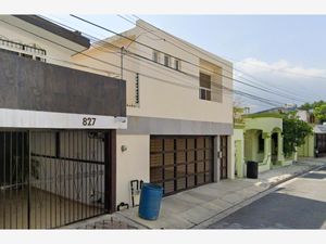 Casa en Venta en Residencial la Española Monterrey