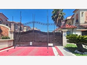 Casa en Venta en Urbi Quinta Montecarlo Cuautitlán Izcalli