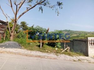 Terreno en Venta en Jardines de Coatzintla Coatzintla