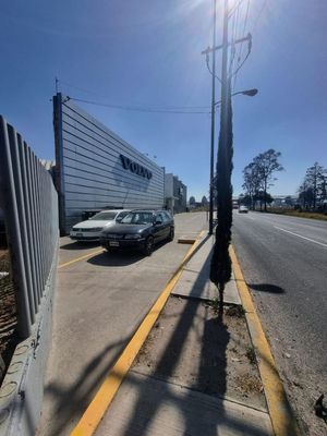 Terreno comercial en venta en San Pablo Autopan