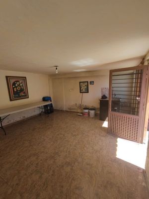 Enorme casa en venta en Santa María Zozoquipan, Toluca.