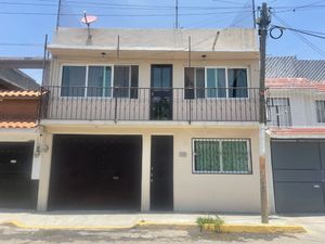 Casa amplia con excelente distribución