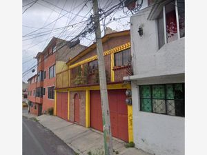 Casa en Venta en Pedregal de Santo Domingo Coyoacán