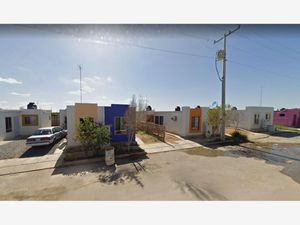 Casa en Venta en Valle Elizondo Nuevo Laredo