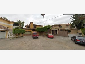 Casa en Venta en Lomas de Agua Caliente Tijuana