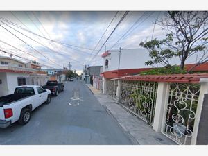 Casa en Venta en José Luis Lozano Cadereyta Jiménez