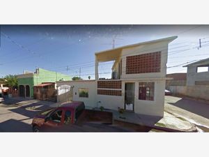 Casa en Venta en INFONAVIT Fundadores Nuevo Laredo