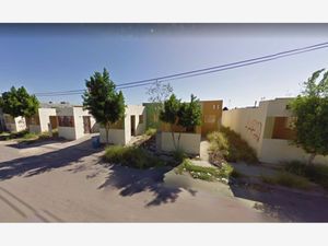 Casa en Venta en Villas de San Miguel Nuevo Laredo