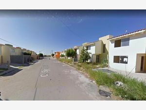 Casa en Venta en Villas de San Miguel Nuevo Laredo