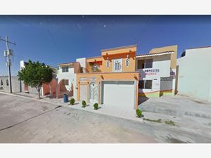 Casa en Venta en Villas de San Miguel Nuevo Laredo