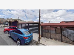 Casa en Venta en Vista del Valle II, III, IV y IX Naucalpan de Juárez